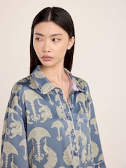 Chelsea Peers Blue Satin Tigers & Peacocks Print Long Pyjamas Set - Image 7 of 8