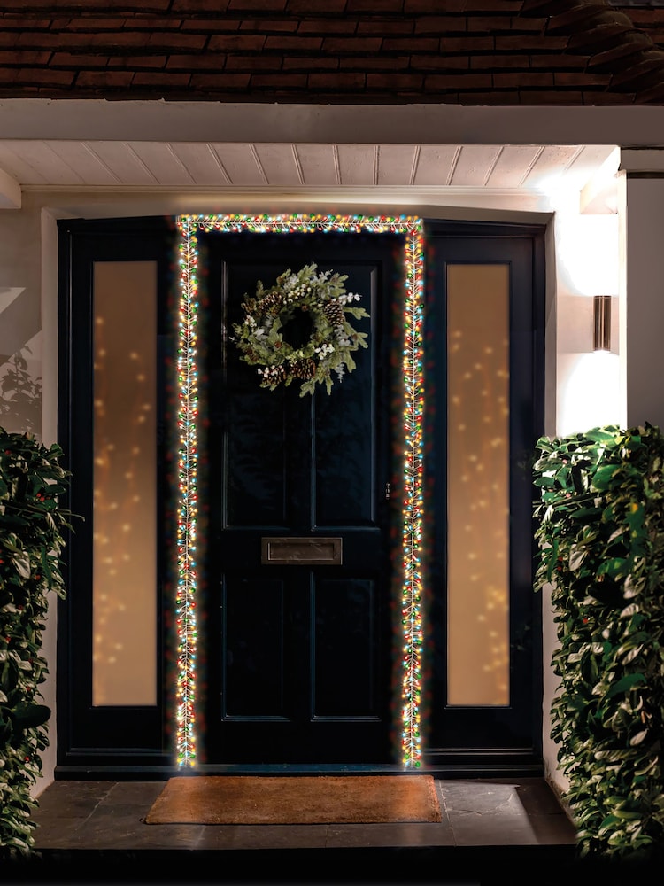 Premier Decorations Ltd 5.5m 800 LED Multi Ultrabright Cluster Christmas Line Lights - Image 3 of 3