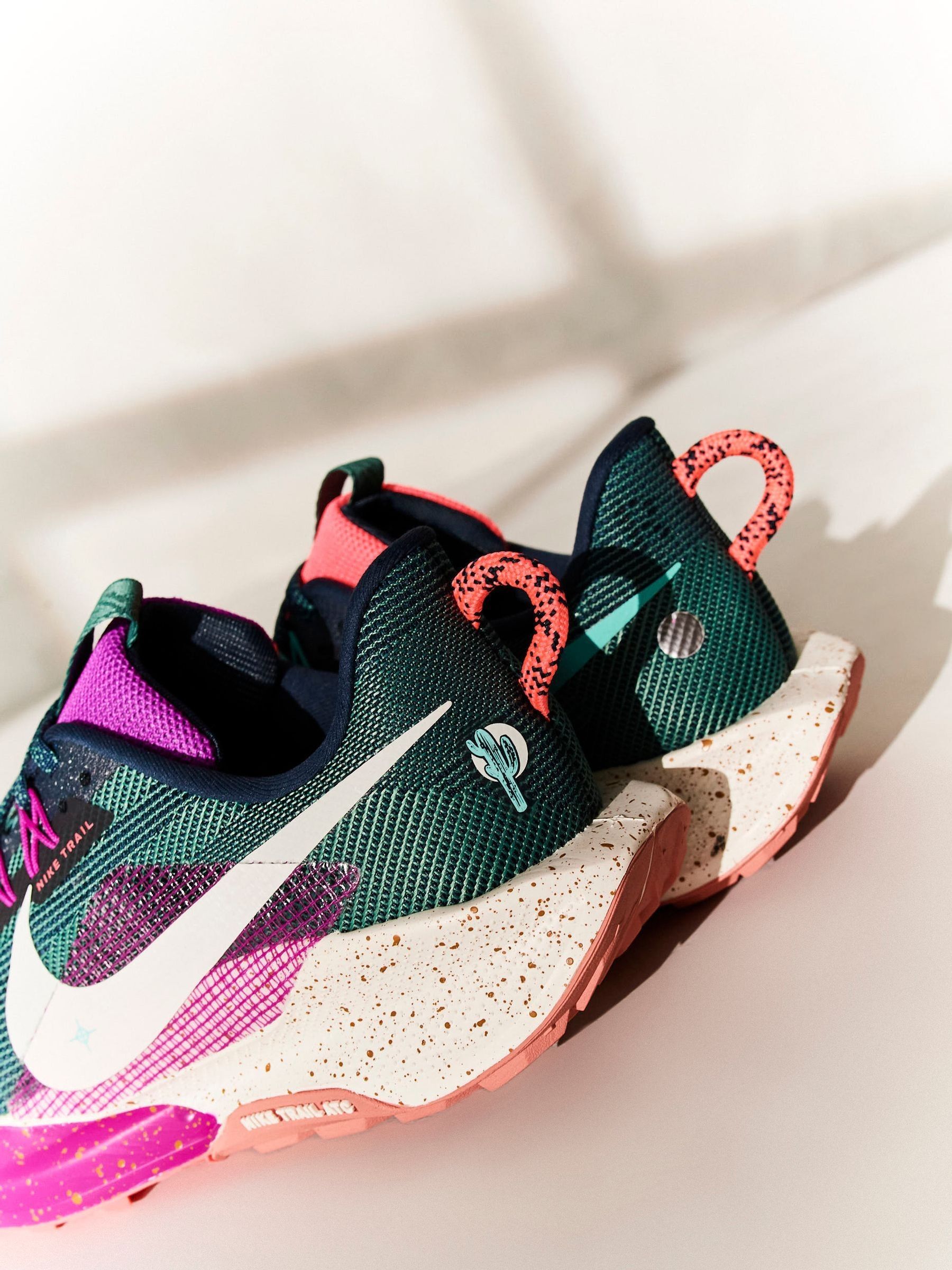 Nike flyknit trail 2025