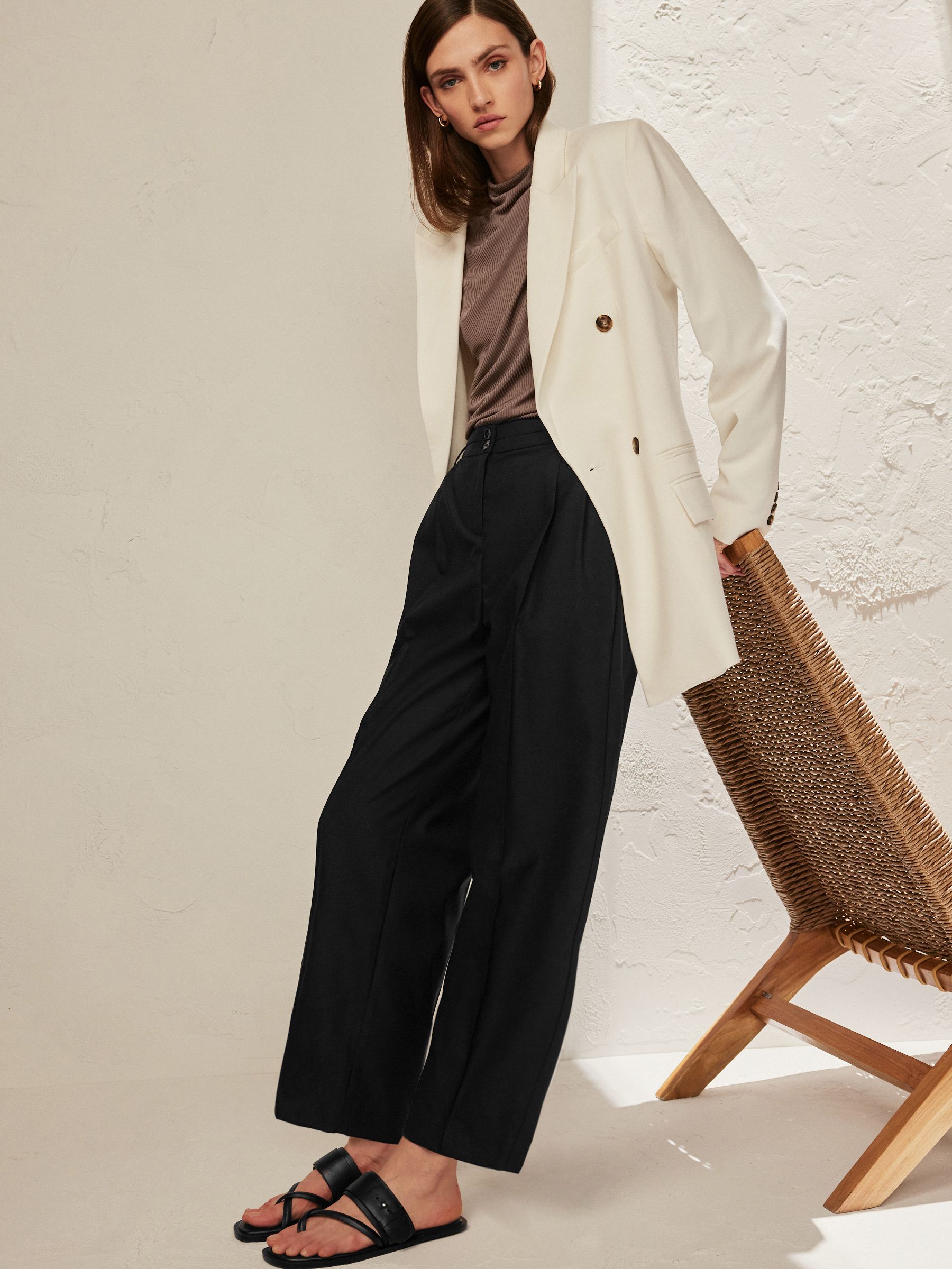New York Wine Pinstripe Tailored Wide-Leg Trousers – Club L