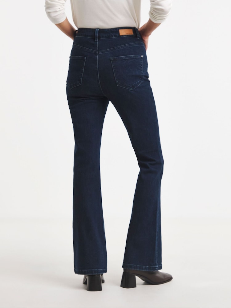 أزرق - JD Williams Authentic Flared Jeans - صورة 2 من 4 أزرق - JD Williams Authentic Flared Jeans - صورة 2 من 4