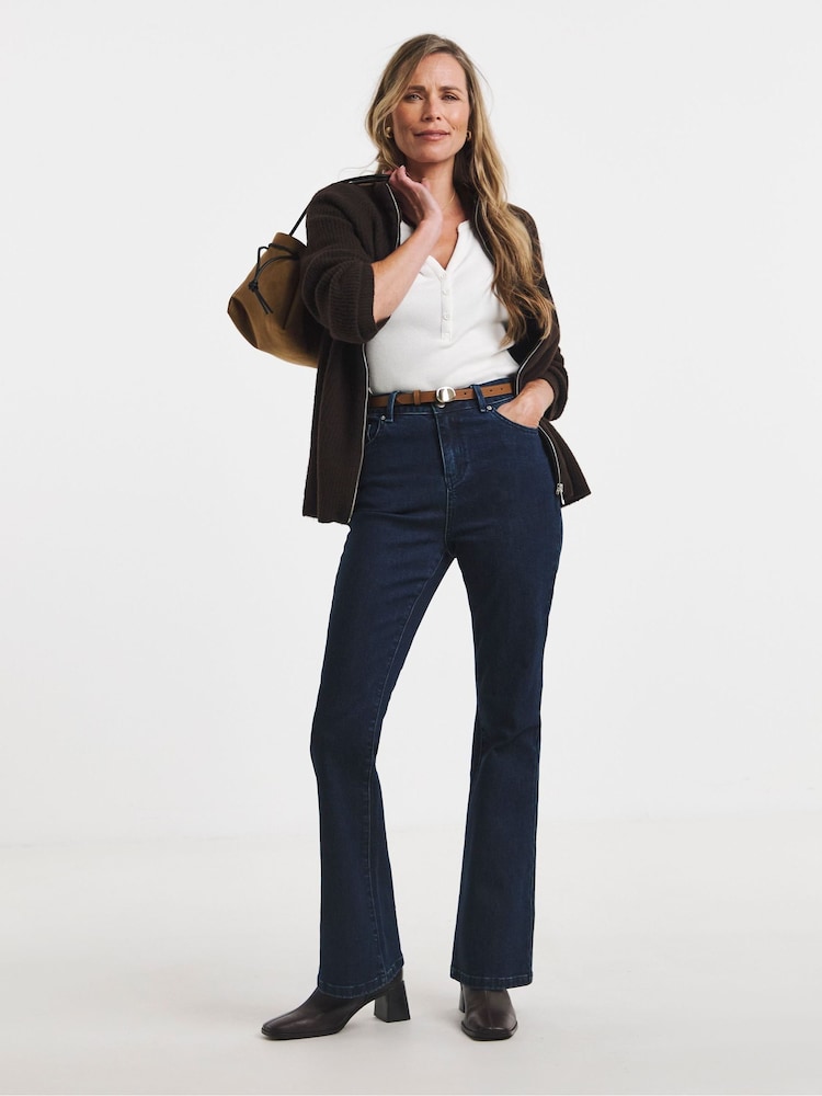 أزرق - JD Williams Authentic Flared Jeans - صورة 4 من 4 أزرق - JD Williams Authentic Flared Jeans - صورة 4 من 4