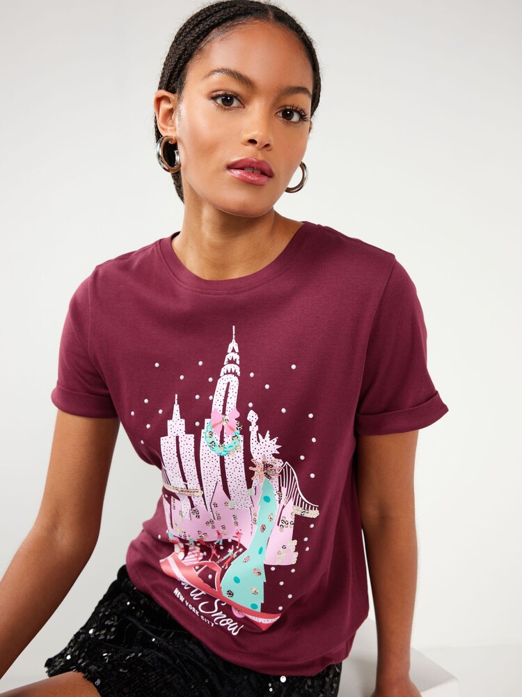 Berry rouge NYC Scenic - T-shirt de Noël orné de sequins - Image 3 of 7