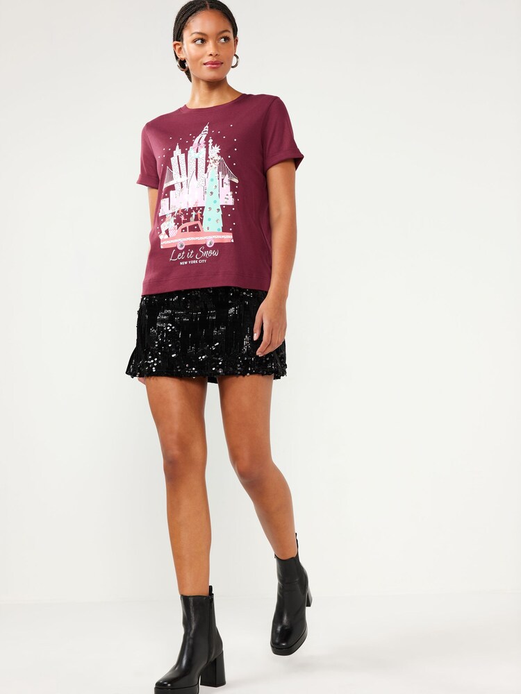 Berry rouge NYC Scenic - T-shirt de Noël orné de sequins - Image 4 of 7