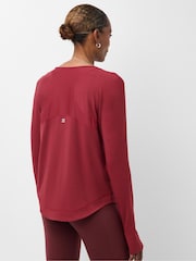 Tiefrot - Sweaty Betty Breathe Easy Langarm-Oberteil aus Mesh - Bild 2 von 7