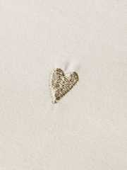 Sophie Allport Love Hearts Embroidery 200 Thread Count Duvet Cover and Pillowcase Set - صورة 3 من 4