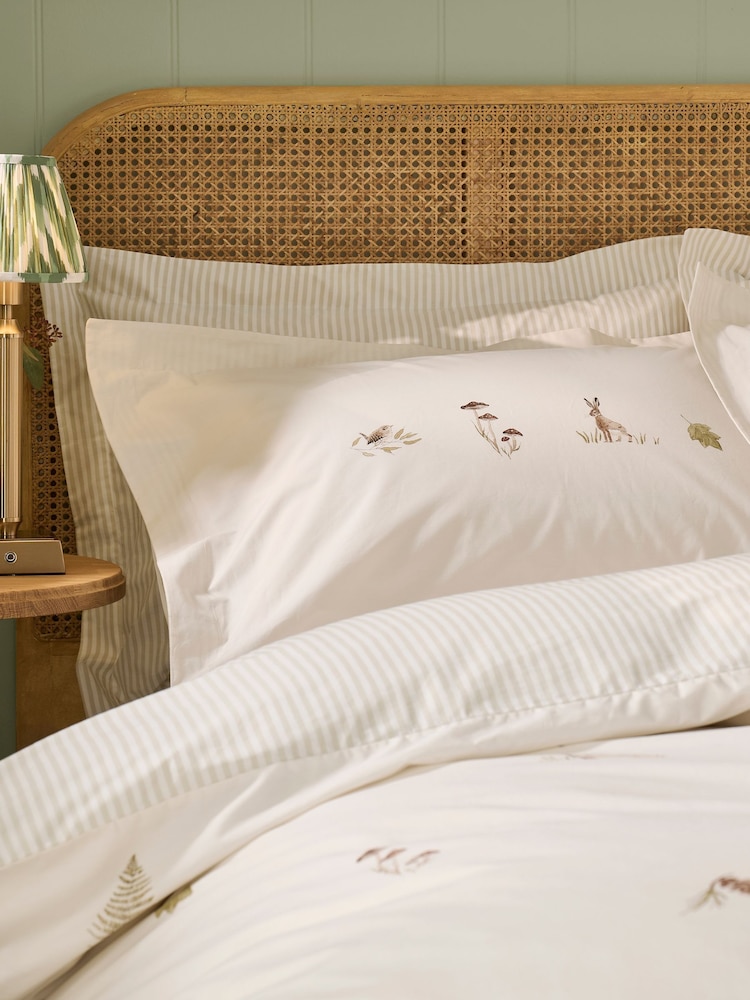 Sophie Allport Autumna Foraging 200 Thread Count Duvet Cover and Pillowcase Set - صورة 3 من 3 Sophie Allport Autumna Foraging 200 Thread Count Duvet Cover and Pillowcase Set - صورة 3 من 3