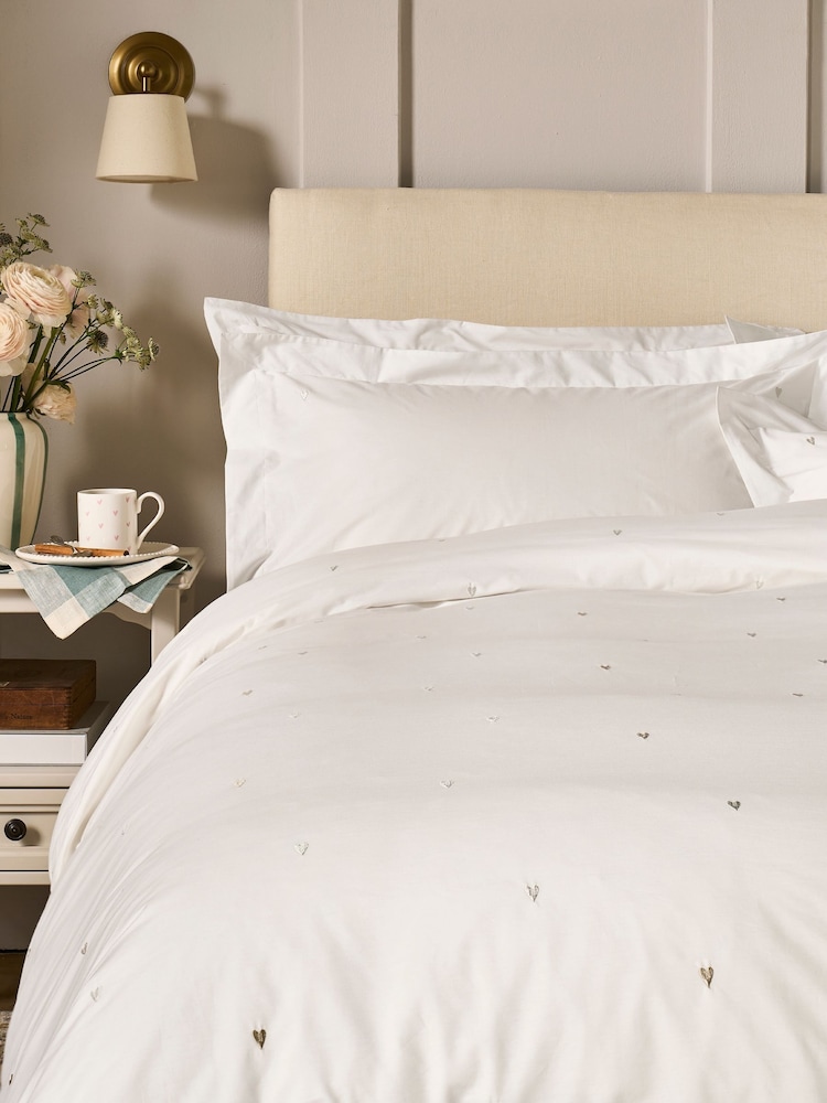 Sophie Allport Set Of 2 Love Hearts Embroidery 200 Thread Count Pillowcase - صورة 2 من 3 Sophie Allport Set Of 2 Love Hearts Embroidery 200 Thread Count Pillowcase - صورة 2 من 3