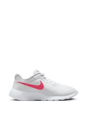 Nike White Youth Tanjun GO Trainers - Image 3 of 11