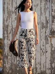 Roman Cow Print Wide Leg Denim Trousers - Imagen 1 de 4