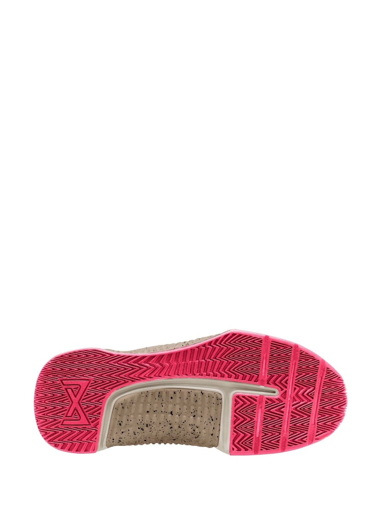 Nike Silver/Pink Metcon 9 PRM Gym Trainers - Image 4 of 4