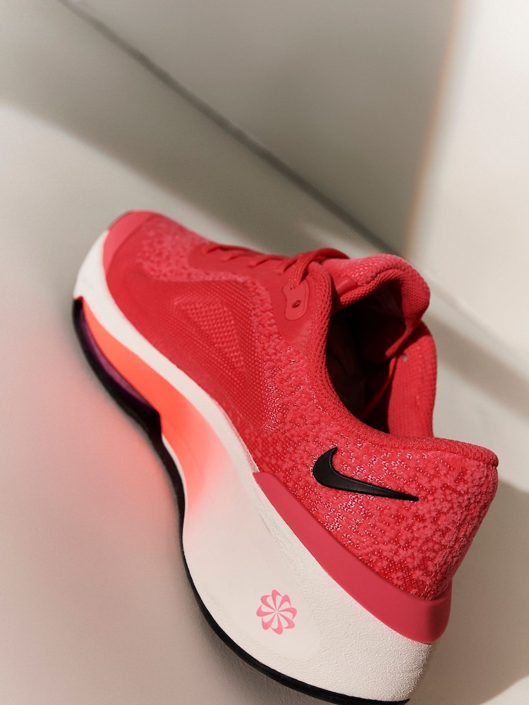 Nike Bright Pink Versair Gym Trainers - Image 5 of 22