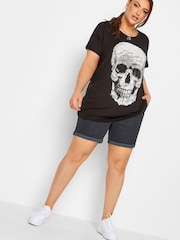 Yours Curve Black Skull Printed T-Shirt - Image 3 of 4