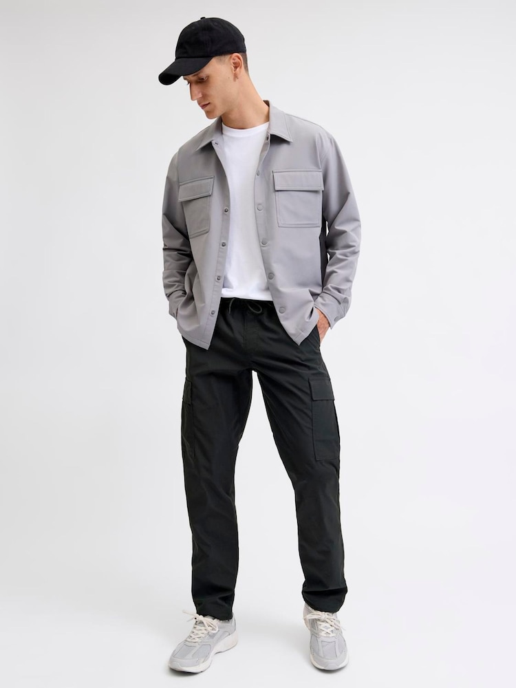 Pantalones cargo técnicos de corte holgado de JACK & JONES - Imagen 5 de 5 Pantalones cargo técnicos de corte holgado de JACK & JONES - Imagen 5 de 5