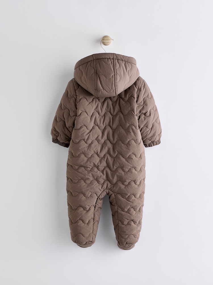 Nerzbraun - Gesteppter Baby-Einteiler aus Fleece mit Reißverschluss und Kapuze (0–18Monate) - Bild 2 von 7