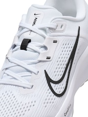 Nike White/Black Quest 6 Road Running Trainers - Image 10 of 11
