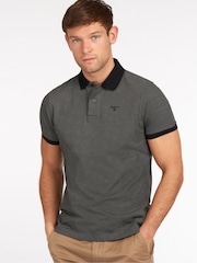 أسود - قميص بولو رياضي من القطن 100% للرجال من ‎Barbour®‎ - صورة 1 من 8