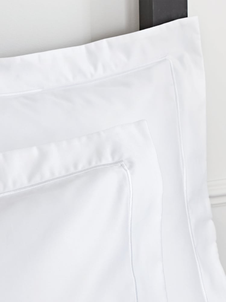 Bianca White Luxury 800 Thread Count 100% Cotton Sateen Oxford Pillowcase - Image 1 of 2