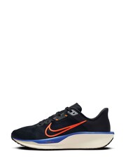 Nike Black/Red Quest 6 Road Running Trainers - Image 2 of 9