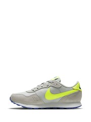 Nike Grey/Yellow MD Valiant Youth Trainers - Image 2 of 8