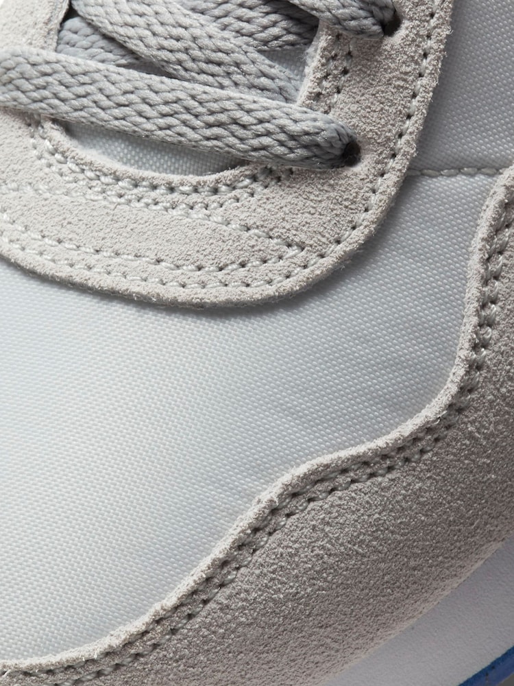 Nike Grey/Yellow MD Valiant Youth Trainers - Image 8 of 8