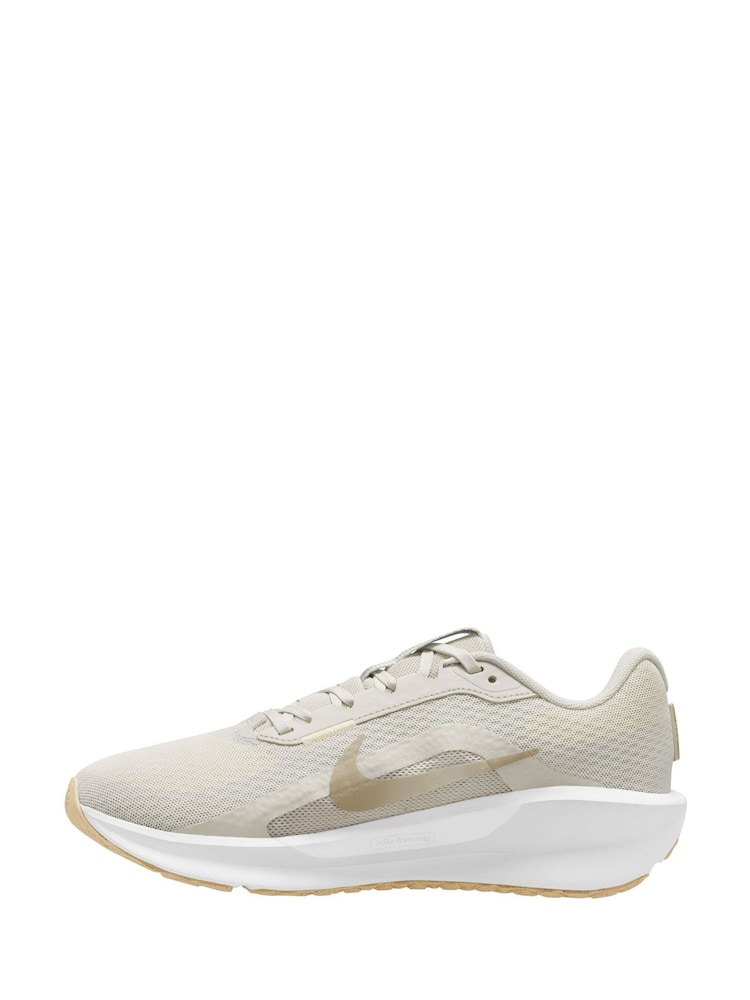Nike Beige Downshifter 13 Road Running Trainers - Image 2 of 4