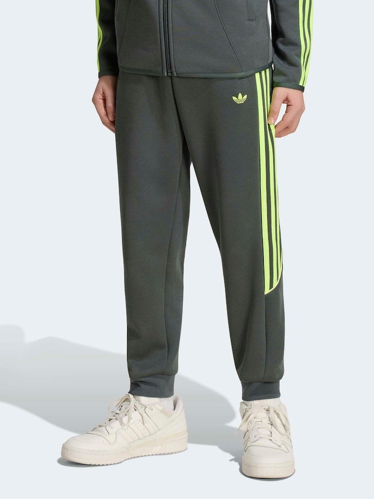 adidas Originals Green Spacer Track Tracksuit Bottoms - Image 1 of 6 adidas Originals Green Spacer Track Tracksuit Bottoms - Image 1 of 6