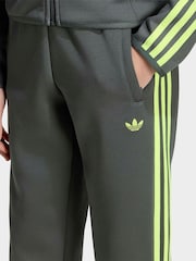 adidas Originals Green Spacer Track Tracksuit Bottoms - Image 4 of 6