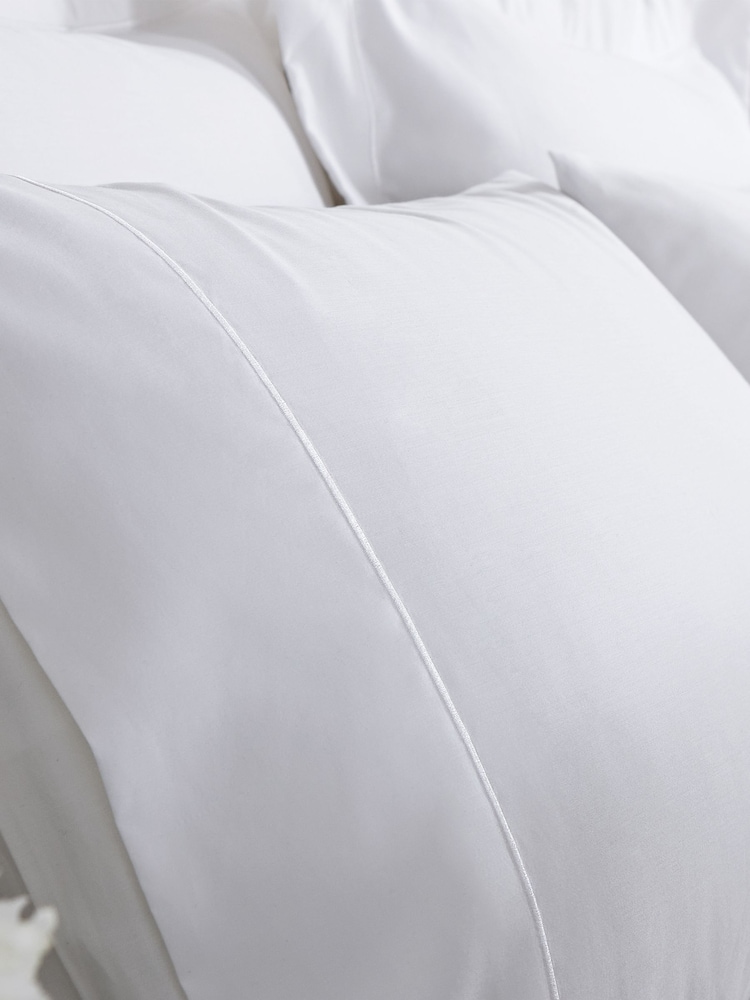 Bianca Set of 2 White Luxury 800 Thread Count 100% Cotton Sateen Housewife Pillowcases - Image 1 of 3