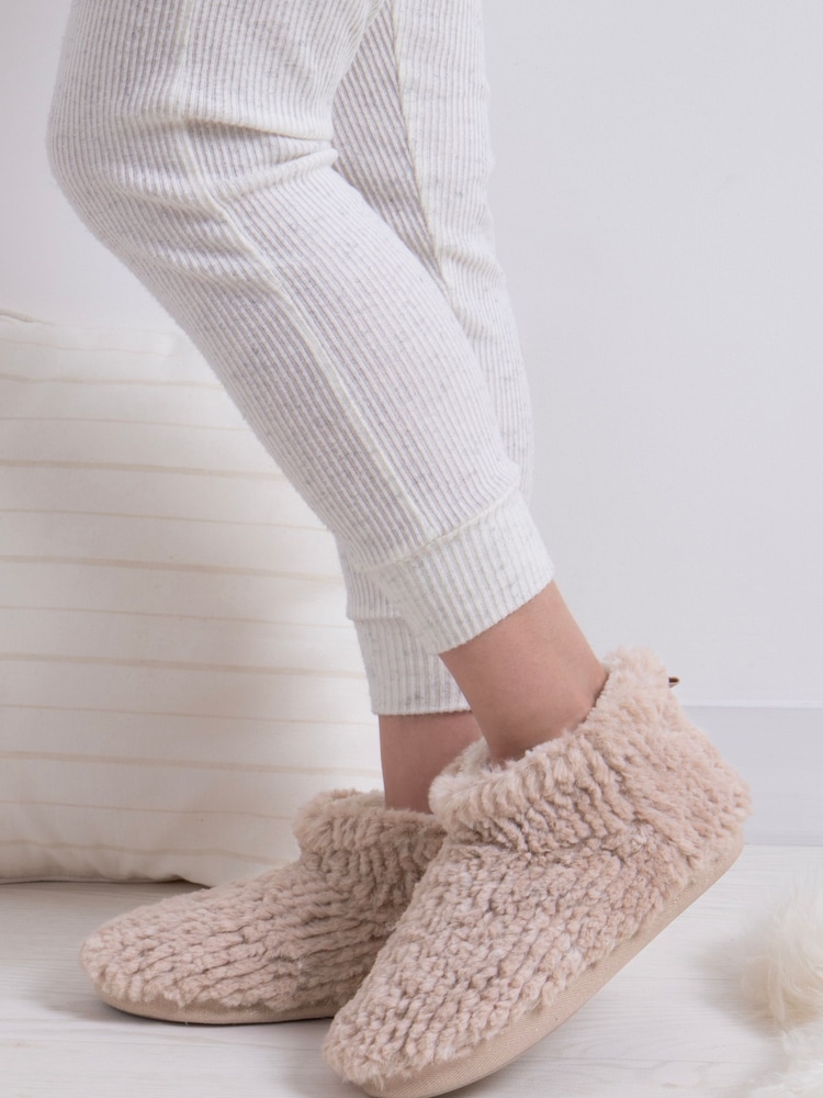 Totes Natural Ladies Faux Fur  Short Boot Slippers - Image 1 of 5