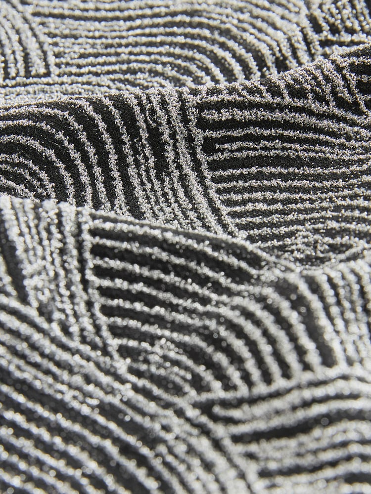 Silver Sparkly Jacquard Pencil Skirt - Image 6 of 6