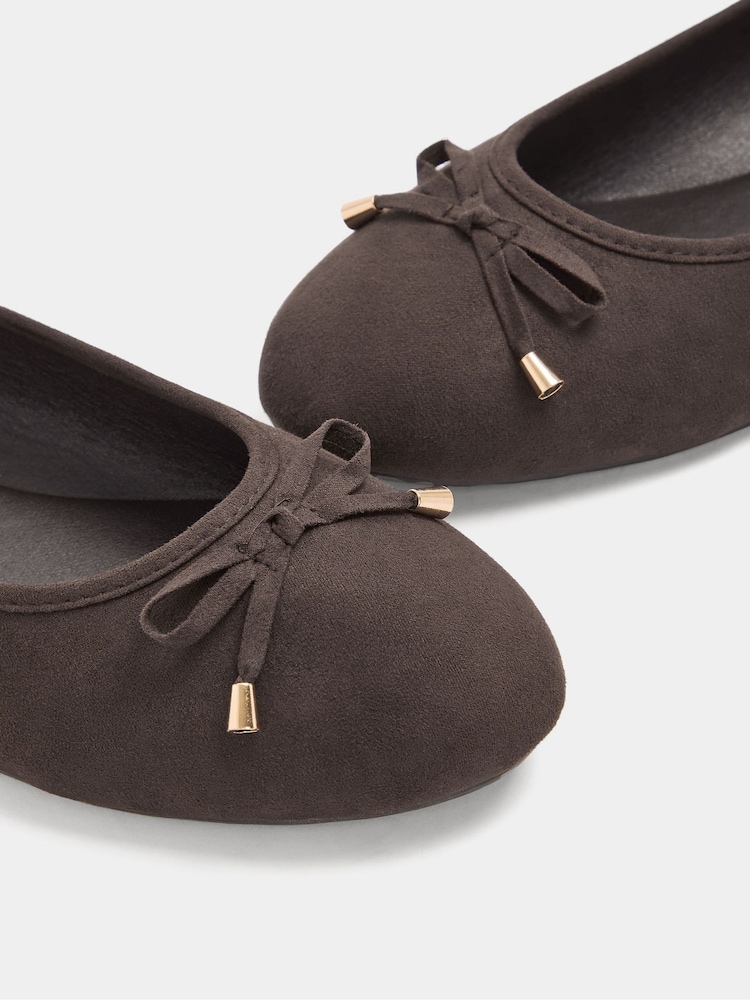 Yours Curve Brown Extra Wide Fit Faux Leather Ballet Flats - Image 5 of 5