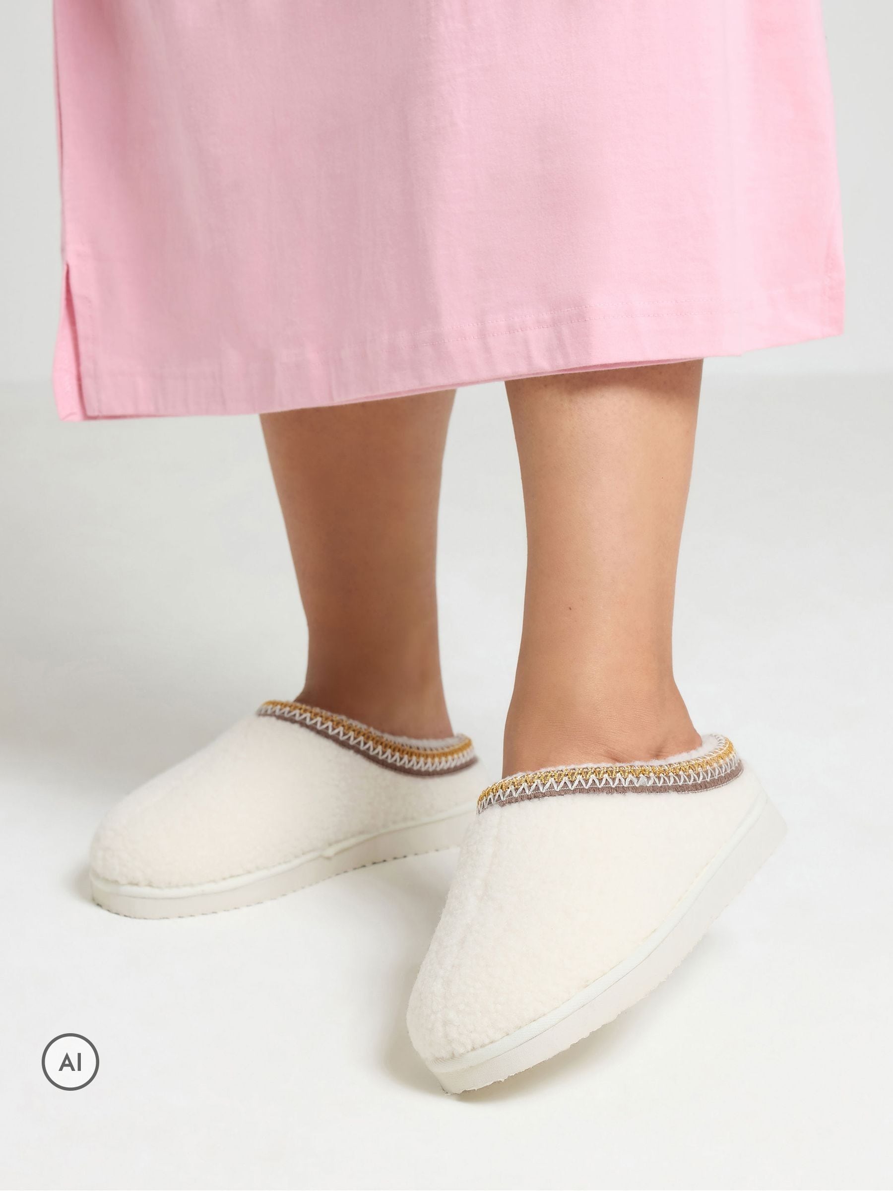 Yours Women's Off White Embroidered Borg Mule Slippers In Size 9-10 - Image 6