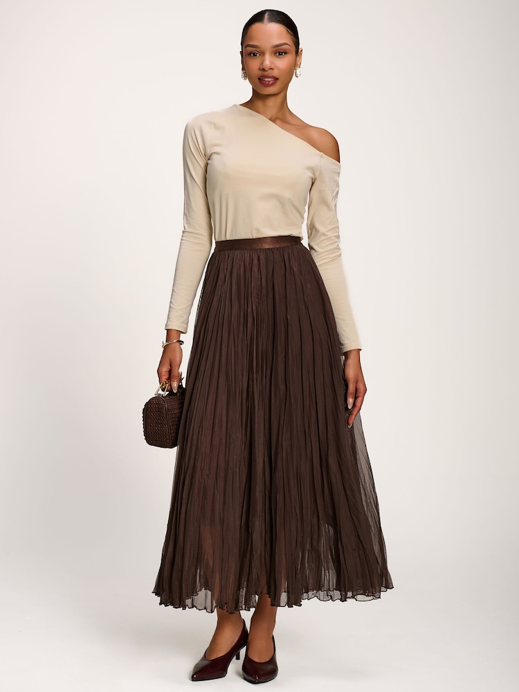 Jolie Moi Brown Plain Crinkle Mesh Maxi Skirt - Image 1 of 6