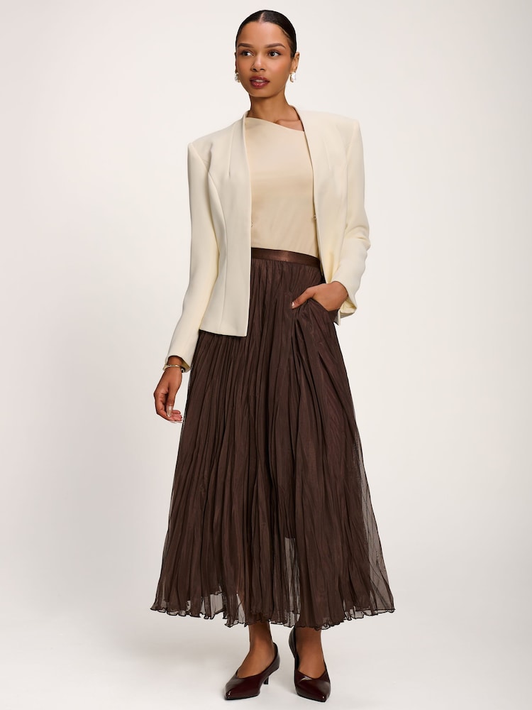 Jolie Moi Brown Plain Crinkle Mesh Maxi Skirt - Image 6 of 6