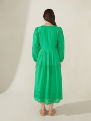 Ro&Zo Green Pintuck Detail Broderie Midi Dress - Image 2 of 3