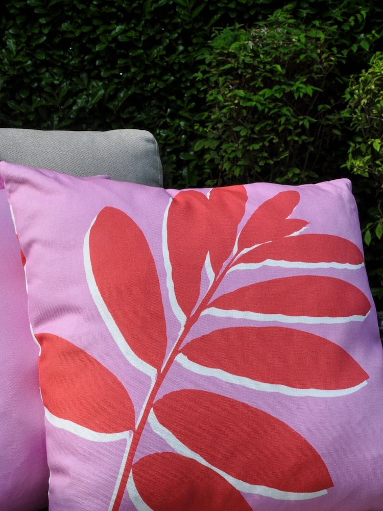 Fusion Pink 100% Cotton Leaf Print Outdoor Cushion - Image 1 of 5