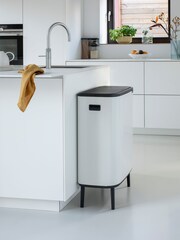 Brabantia White Bo Hi 2 x 30L Touch Bin - Image 5 of 7