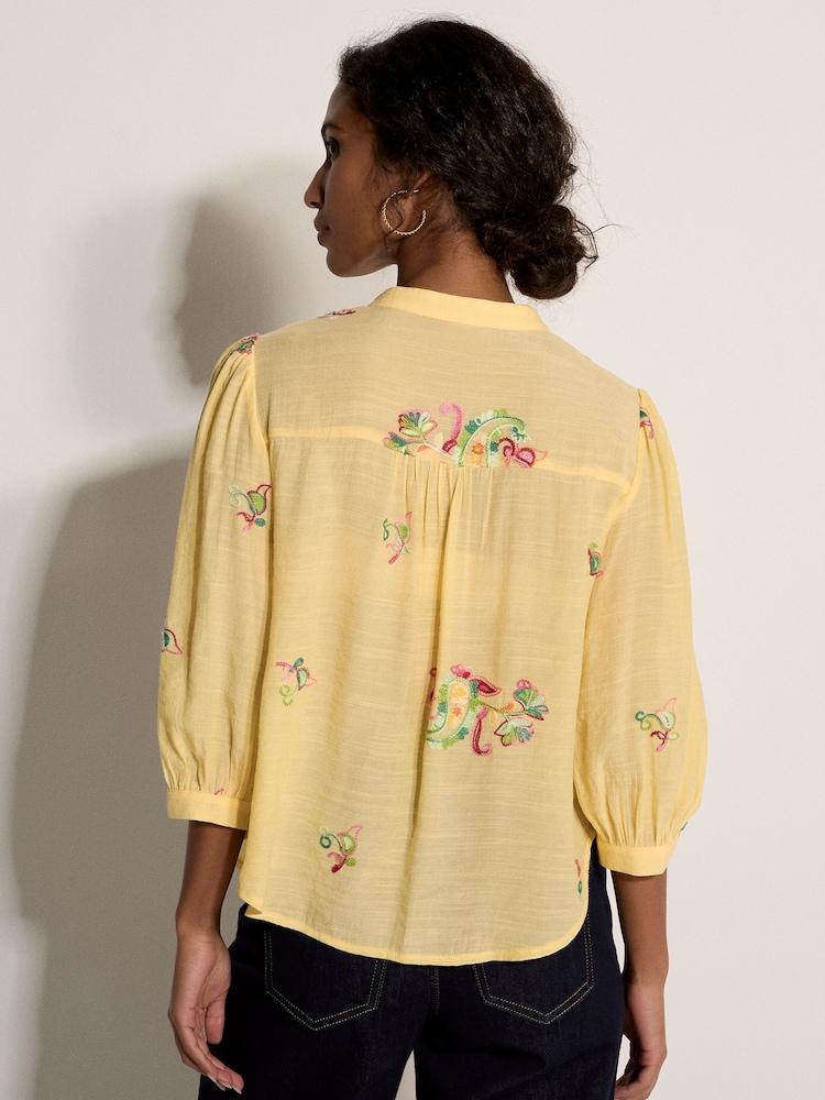 Apricot Yellow Floral Paisley Embroidered Blouse - Image 4 of 4