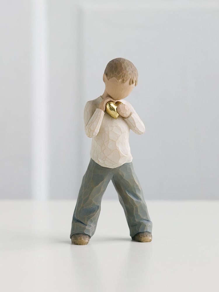 Willow Tree Off White Heart of Gold Figurine - Image 1 of 3 Willow Tree Off White Heart of Gold Figurine - Image 1 of 3