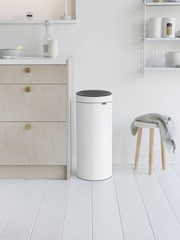 Brabantia White New 30L Touch Bin - Image 4 of 6