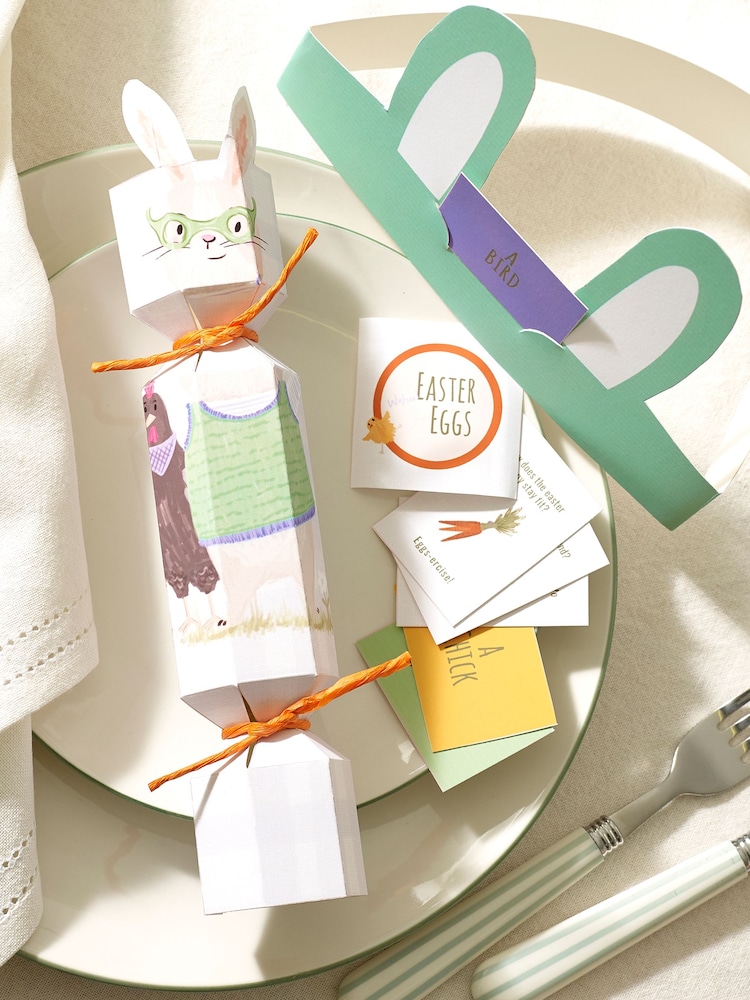 Set of 4 Multi Easter Crackers - Image 2 of 5