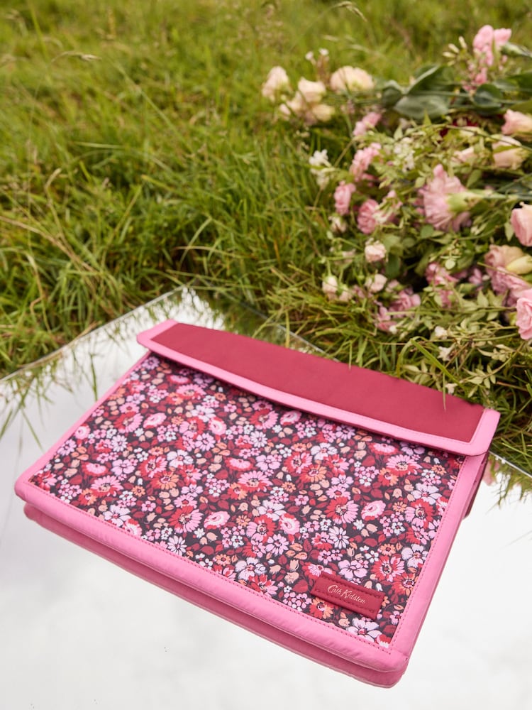 Cath Kidston 13 Inch Laptop-Tasche - Bild 1 von 9 Cath Kidston 13 Inch Laptop-Tasche - Bild 1 von 9