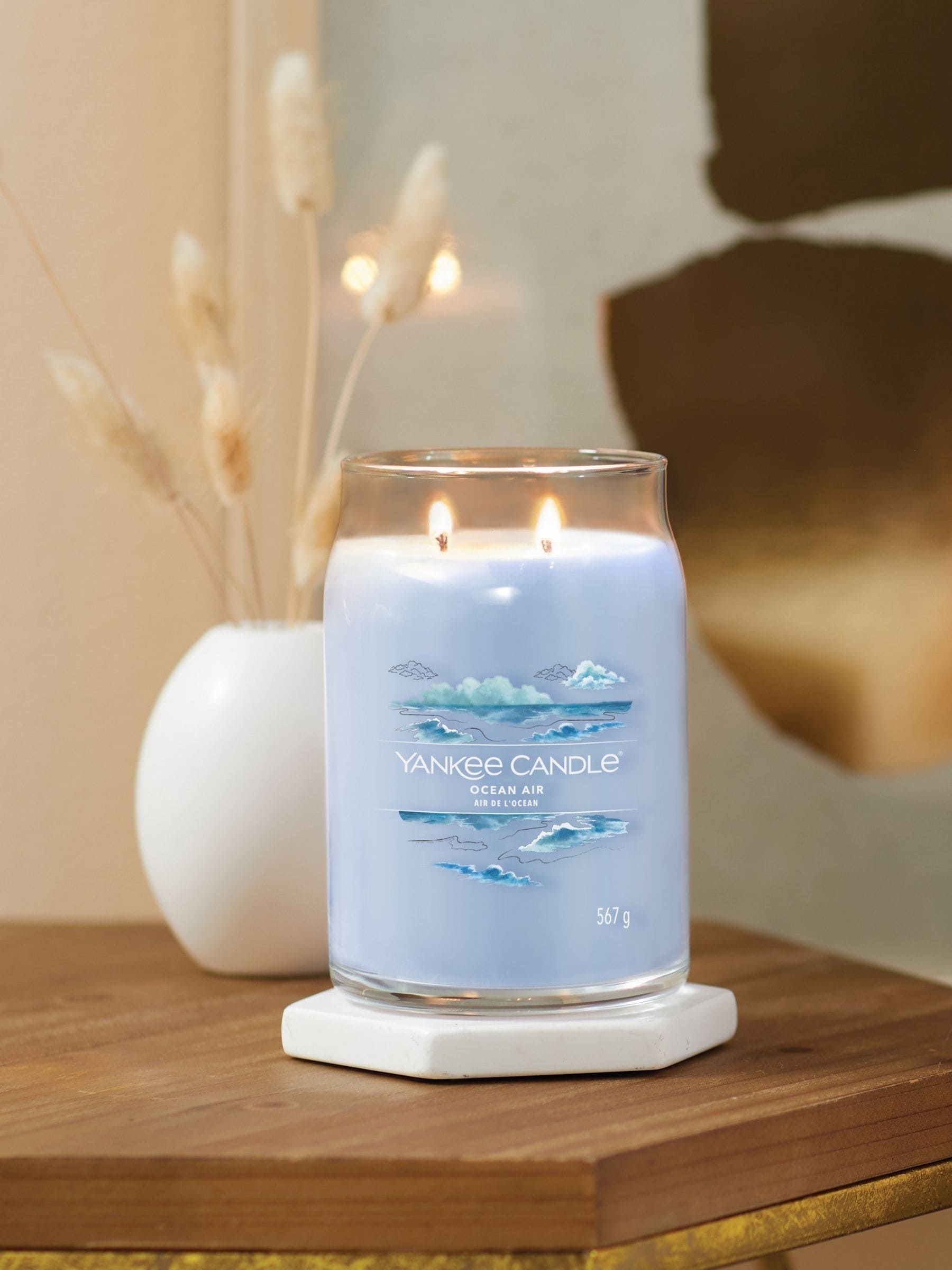 Yankee Candle Blue Large Jar Ocean Air - Image 6