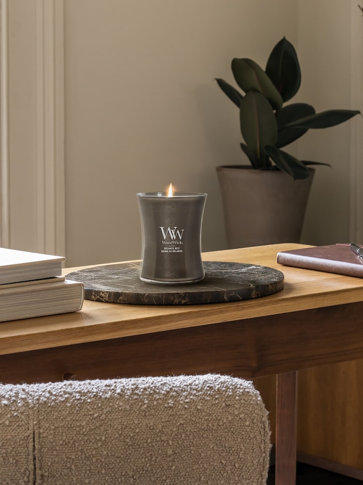 Woodwick Grey Medium Hourglass Candle - Image 2 of 5 Woodwick Grey Medium Hourglass Candle - Image 2 of 5