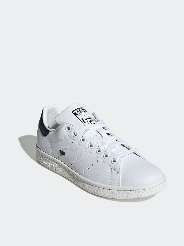 adidas Originals White/Black Stan Smith Trainers - Image 1 of 8