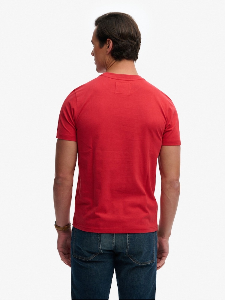 Superdry Red Vintage Logo Classic T-Shirt - Image 2 of 5 Superdry Red Vintage Logo Classic T-Shirt - Image 2 of 5
