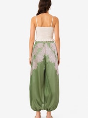 Amy Lynn Emmie Satin Lace Contrast Balloon Trousers - Image 3 sur 5