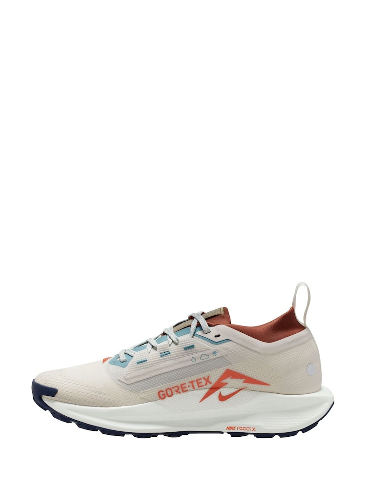 Nike White/Blue Pegasus Trail 5 GORETEX Running Trainers - Image 19 of 21