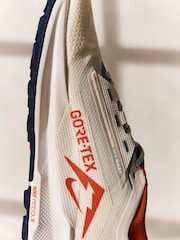 Nike White/Blue Pegasus Trail 5 GORETEX Running Trainers - Image 8 of 21